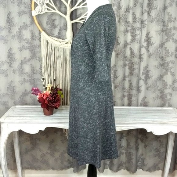 Eddie Bauer gray abstract print dress super soft - Picture 4 of 11